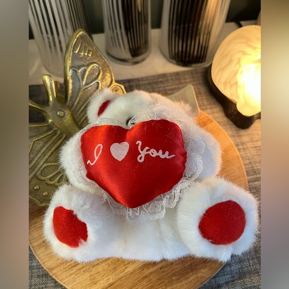 Royal Plush I Love You Heart Bear with White Lace ~ 6” of Cuteness ❤️ Vintage 🧸 - Picture 11 of 16